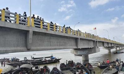 বিদ্যুতের তারের পর এবার ভাসানী সেতুর ‘রিফ্লেক্টর লাইট’ চুরি