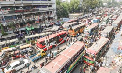 ঢাকায় সব বাস শিগগিরই একক ব্যবস্থার অধীন চলবে