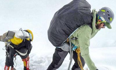 অক্সিজেন ছাড়াই ‘মানাসলু’ জয় করলেন বাবর, প্রথমবারেই সফল তানভীর