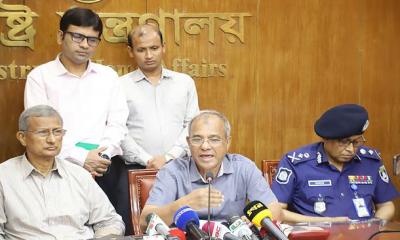 শেখ হাসিনার সঙ্গে যোগাযোগ ঠেকাতে টেলিগ্রাম ও বোটিম অ্যাপ বন্ধের চিন্তা