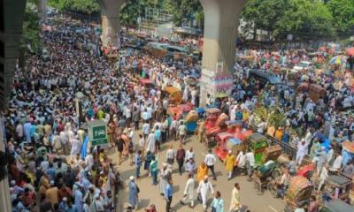 প্রেসক্লাবের সামনে এমপিওভুক্ত শিক্ষকদের অবস্থান, ৩ দফা দাবি