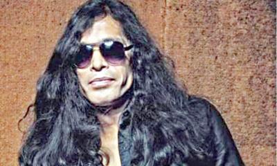বোতল ছোড়ার ঘটনায়ও উদার হাসান, বললেন ‘আমি কিছু মনে করিনি’