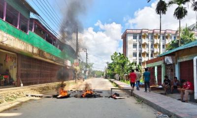 খাগড়াছড়ির পরিস্থিতি নিয়ন্ত্রণে বৈঠকে বসেছেন পার্বত্য চট্টগ্রামবিষয়ক উপদেষ্টা