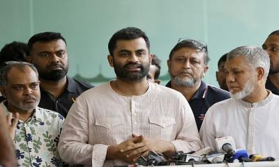 ক্রিকেটের ফিক্সিং বন্ধ করার আগে নির্বাচনের ফিক্সিং বন্ধ করেন