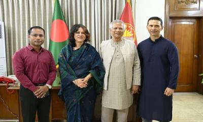 তাজউদ্দীন আহমদের ছেলে-মেয়ে সৌজন্য সাক্ষাৎ করলেন প্রধান উপদেষ্টার সঙ্গে