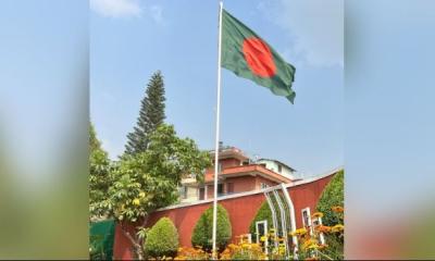 নেপালে বিক্ষোভ, বাংলাদেশিদের ভ্রমণ না করার পরামর্শ
