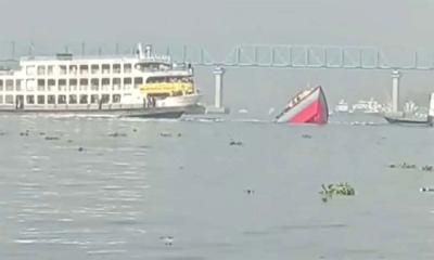 ফতুল্লায় লঞ্চের ধাক্কায় ডুবলো বাল্কহেড, নিখোঁজ ২