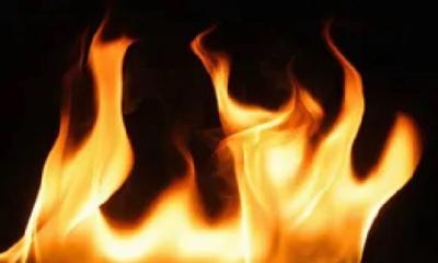 কেরাণীগঞ্জে এসি বিস্ফোরণে চারজন আহত