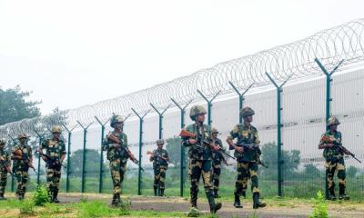 ভারতীয়দেরকে বিদেশী বলে বাংলাদেশে পুশ ইন করছে ভারত