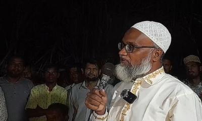 জামায়াত নেতার মন্তব্যে চবি ক্যাম্পাসে ক্ষুব্ধ শিক্ষার্থীদের বিক্ষোভ