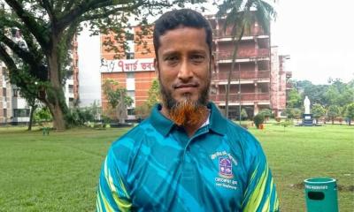 ঢাবির রোকেয়া হলে কাঁঠাল পাড়তে গিয়ে মালির মৃত্যু
