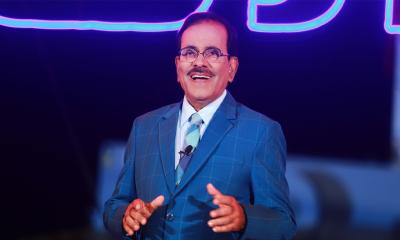 দর্শকদের ‘স্বাধীনতা পুরস্কার’ উৎসর্গ করলেন হানিফ সংকেত