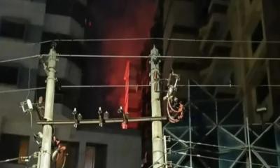 রাজধানীর কাঁটাবনে বহুতল ভবনে আগুন, দগ্ধ হয়ে নিহত ২