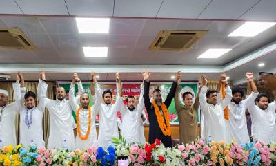 এনসিপিতে যোগ দিলেন ইসহাক-রনি-কাফি-ফ্লোরা