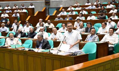 দেশের হাসপাতালগুলোয় মাটিতে শুয়ে থাকে ৪০ লাখ মানুষ: প্রধানমন্ত্রী