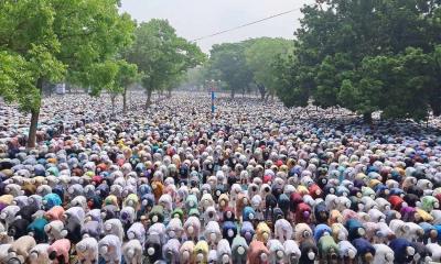 শোলাকিয়ায় লাখো মুসল্লির ঢল