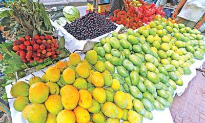 ফল থেকে রাসায়নিক দূর করবেন যেভাবে