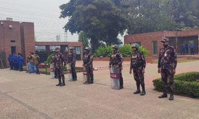 জিয়া উদ্যান ও জাতীয় স্মৃতিসৌধসহ গুরুত্বপূর্ণ পয়েন্টে বিজিবি মোতায়েন