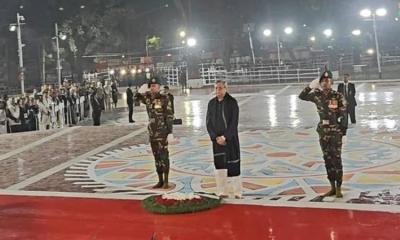 ভাষা শহীদদের প্রতি রাষ্ট্রপতির শ্রদ্ধা নিবেদন