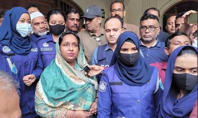 নতুন আরেক মামলায় সাবেক মেয়র আইভীকে “শ্যোন অ্যারেস্ট” দেখালো পুলিশ