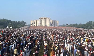 খালেদা জিয়ার জানাজা অনুষ্ঠিত, লাখো মানুষ শেষ বিদায় জানালেন অশ্রু ও ভালোবাসায়