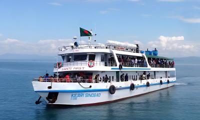 কক্সবাজার–সেন্টমার্টিন রুটে পর্যটকবাহী জাহাজ চলাচল শুরু