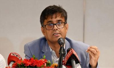 অন্তর্বর্তী সরকার সংবাদমাধ্যমের স্বাধীনতায় হস্তক্ষেপ করেনি: শফিকুল আলম