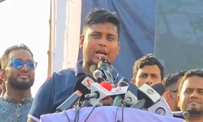 ‘এই ফার্মের মুরগিরা রাস্তায় এসেছিল বলেই আজকে আপনি শিক্ষামন্ত্রী’