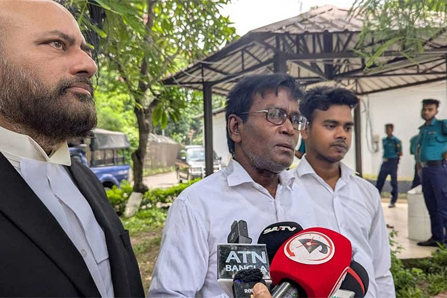 সাঈদীর মামলার সাক্ষী সুখরঞ্জন বালী অপহরণ মামলায় সাবেক এএসপি গ্রেফতার