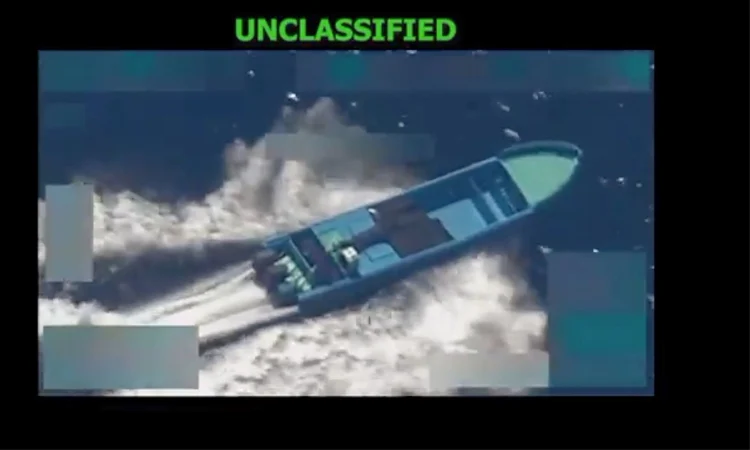 প্রশান্ত মহাসাগরে মাদকবাহী নৌযানে মার্কিন হামলা, নিহত ২