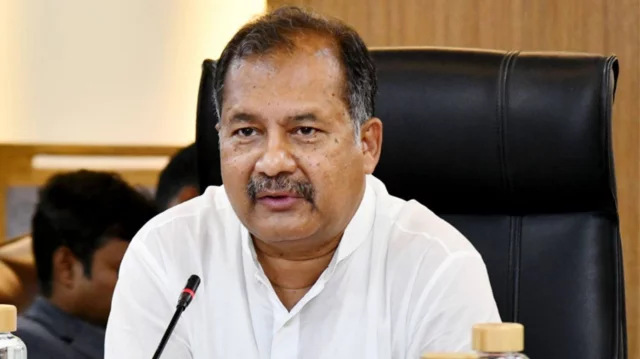 তথ্য নিয়ন্ত্রণ নয়, এখন প্রয়োজন ডিজিটাল দক্ষতা: তথ্যমন্ত্রী