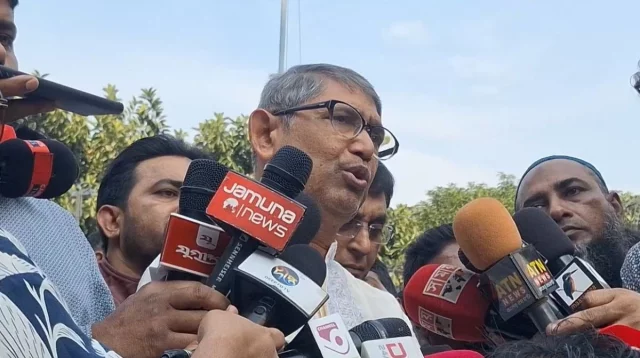 খালেদা জিয়ার অবস্থা অত্যন্ত সংকটাপন্ন: আহমেদ আযম খান