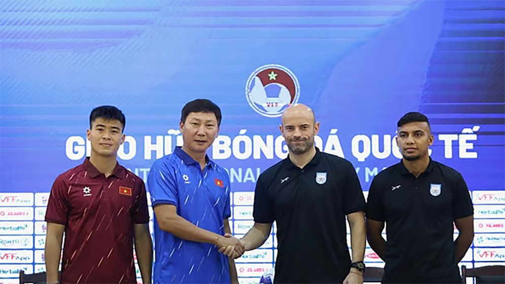 সন্ধ্যায় শক্তিশালী ভিয়েতনামের বিপক্ষে মাঠে নামবে বাংলাদেশ