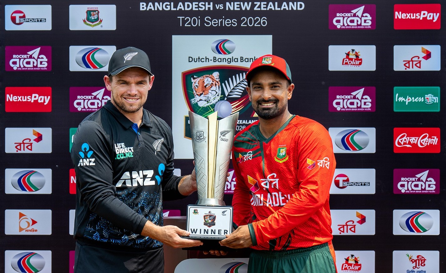 টস জিতে ফিল্ডিংয়ে বাংলাদেশ