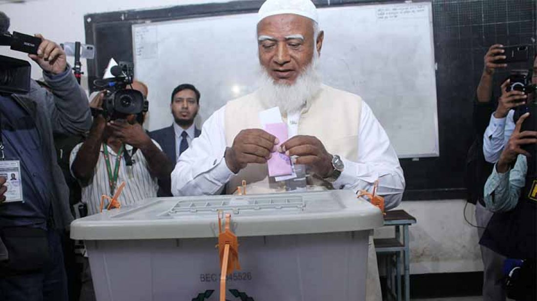 ভোট দিলেন জামায়াত আমির