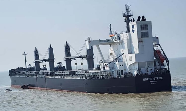 যুক্তরাষ্ট্র থেকে সরকারিভাবে গম আমদানি শুরু করল বাংলাদেশ