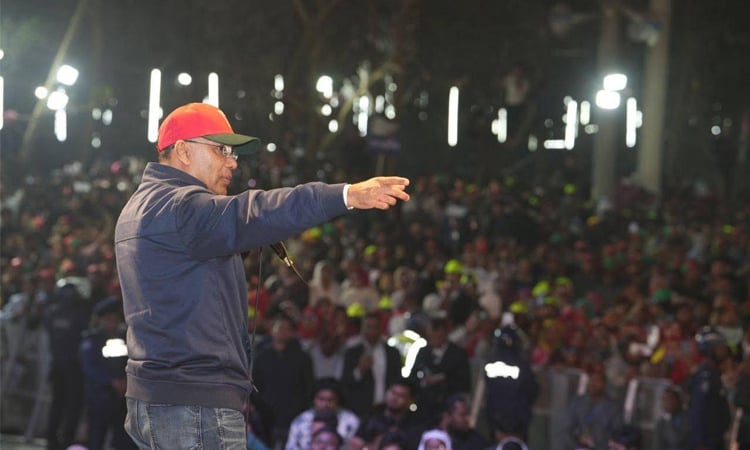 সব ধর্মের মানুষকে নিয়ে শান্তিতে থাকতে চাই: তারেক রহমান