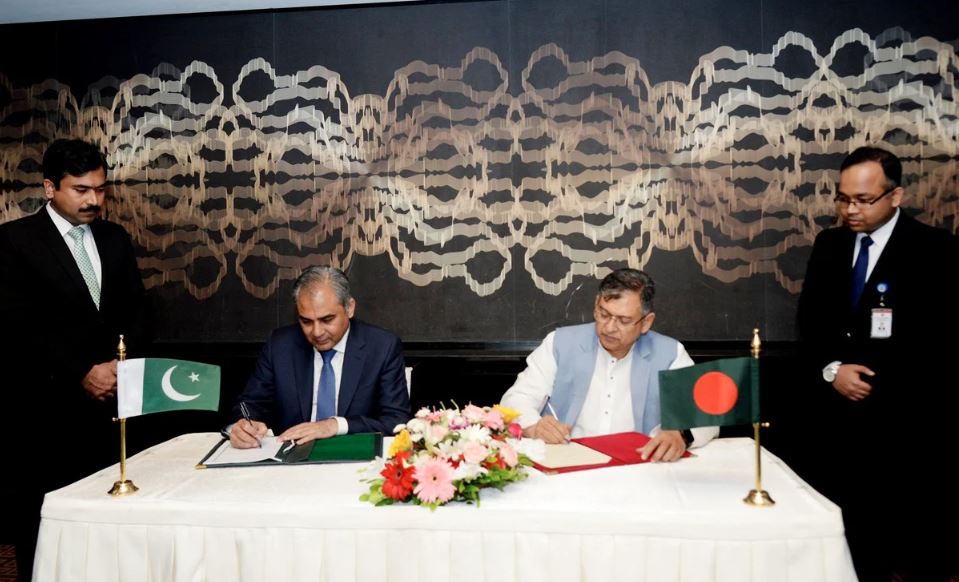 মাদক পাচার ঠেকাতে বাংলাদেশ-পাকিস্তানের সমঝোতা চুক্তি