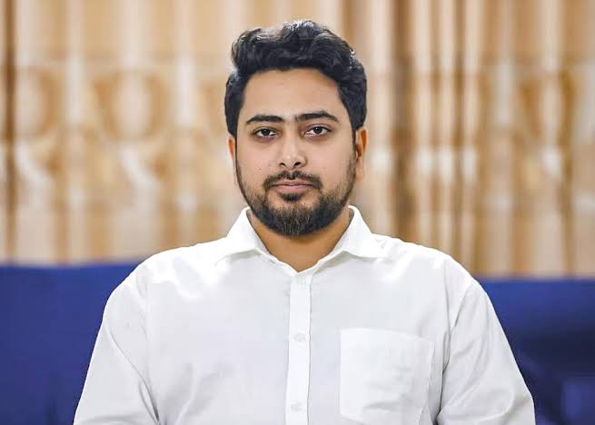 সংবিধান সংস্কার পরিষদ না হলে সরকারের ওপর চাপ বাড়ানোর হুঁশিয়ারি নাহিদ ইসলামের