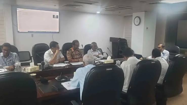 বাস ভাড়া বাড়ানোর বিষয়ে সিদ্ধান্তহীনতা, প্রস্তাব যাচ্ছে মন্ত্রণালয়ে