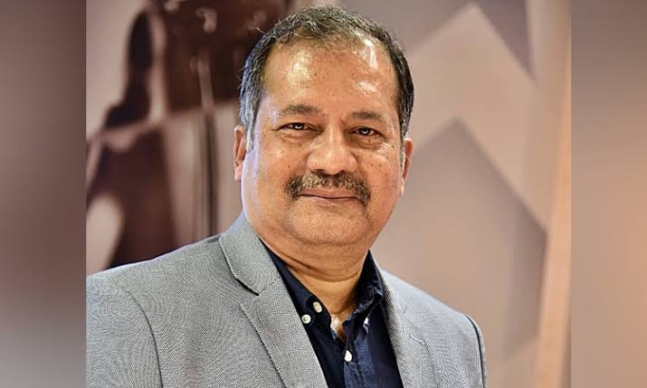 সাংবাদিকের কাজ তথ্য দেওয়া, অ্যাক্টিভিস্ট হওয়া নয় : তথ্যমন্ত্রী