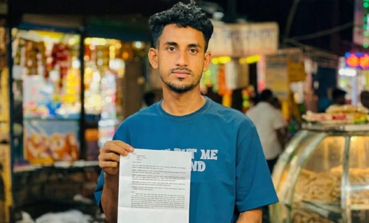 ফিফা সভাপতি ও রেফারির বিরুদ্ধে অভিযোগ নিয়ে থানায় নোয়াখালীর যুবক