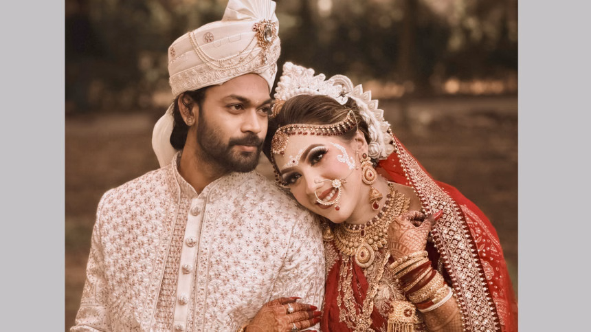বিয়ে করলেন জনপ্রিয় কণ্ঠশিল্পী পূজা
