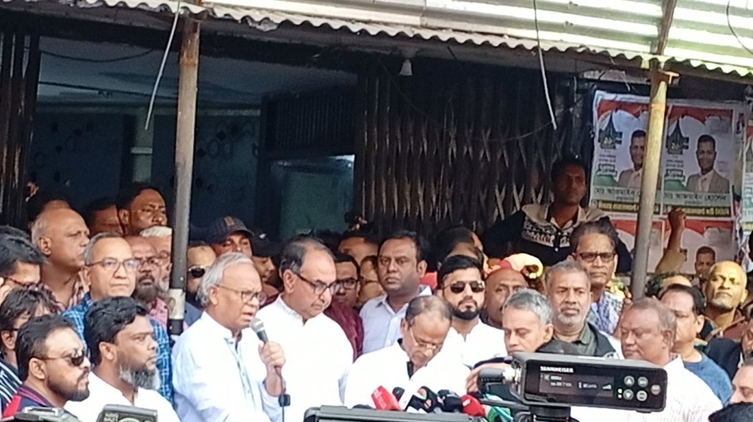 পুলিশ বলছে হাদির ওপর হামলাকারী জামায়াত-শিবিরের সঙ্গে জড়িত: রিজভী