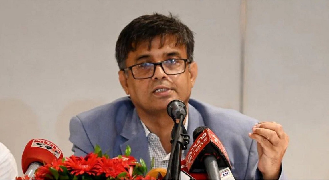 অন্তর্বর্তী সরকার সংবাদমাধ্যমের স্বাধীনতায় হস্তক্ষেপ করেনি: শফিকুল আলম