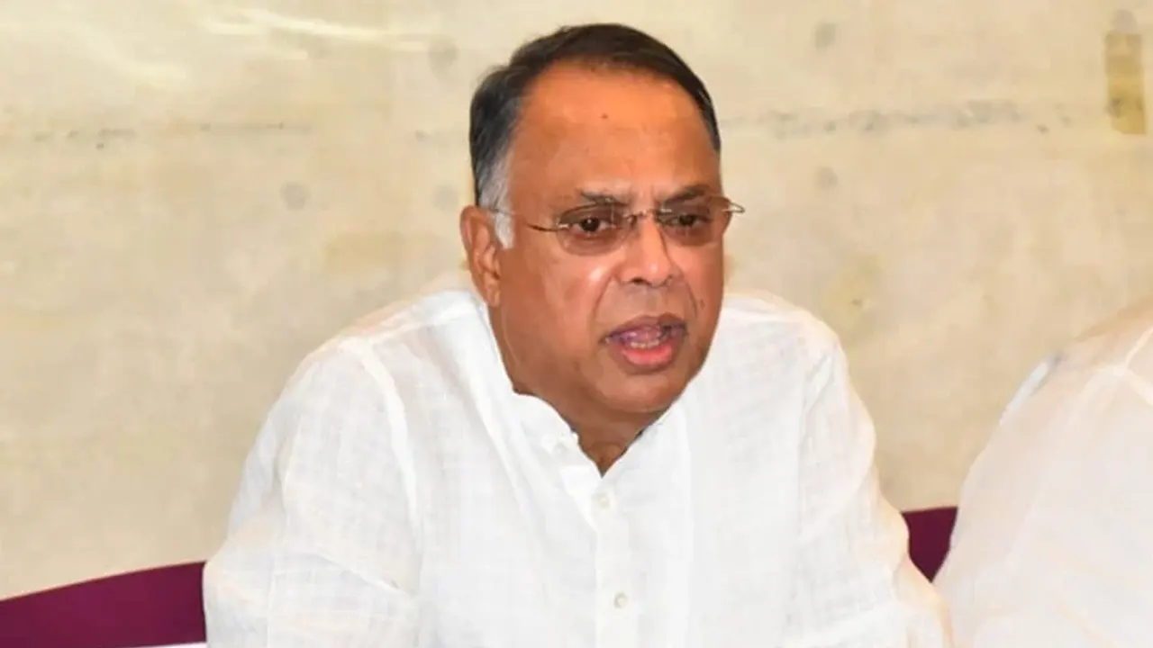 জ্বালানি তেলের মজুত বাড়ছে, তবু রেশনিং চালু থাকবে: বিদ্যুৎ, জ্বালানি ও খনিজ সম্পদ মন্ত্রী