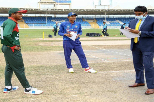 সেমিফাইনালে ভারতের কাছে যুবারা বড় ব্যবধানে হারল