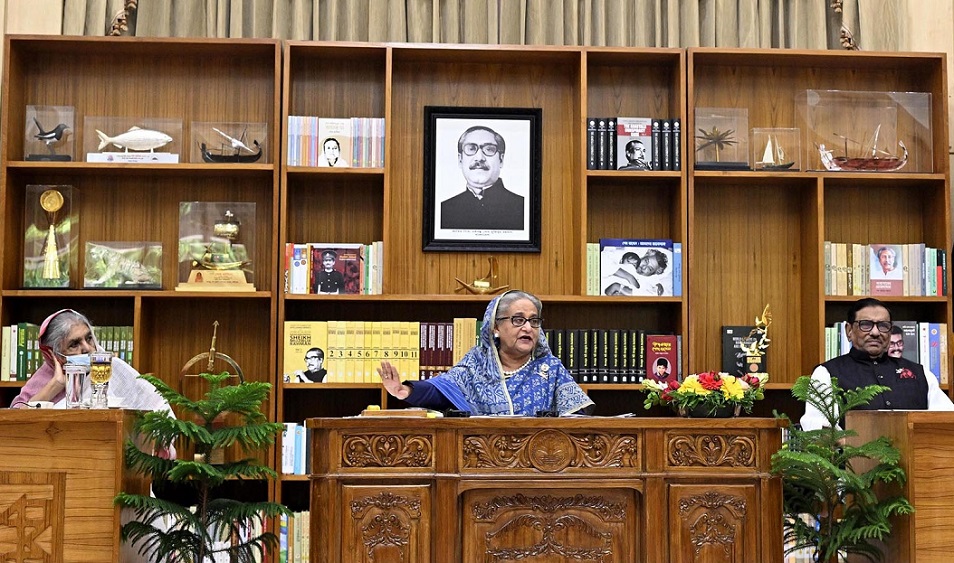 জনগোষ্ঠীকে স্মার্ট করে গড়ে তুললে অর্থনীতিও স্মার্ট হয়ে উঠবে: প্রধানমন্ত্রী