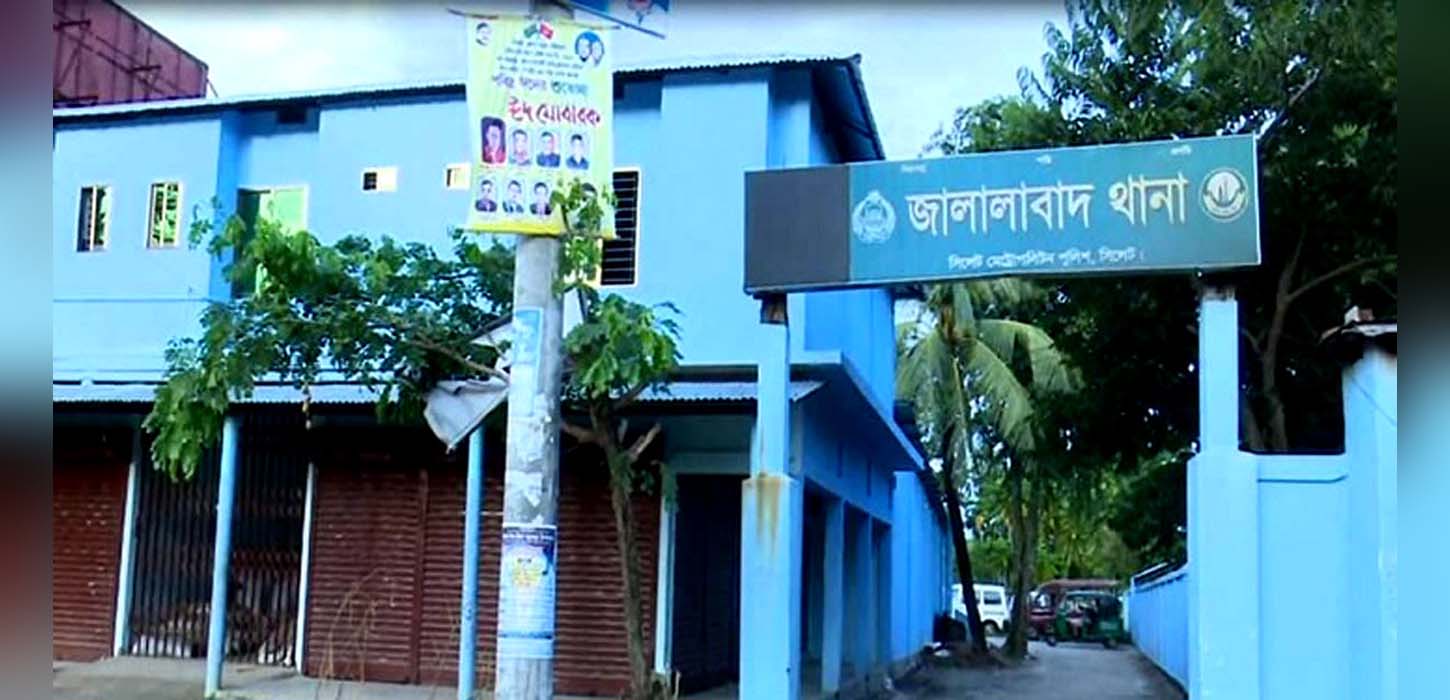 ভাইকে গাড়ি ধাক্কা দিতে বলে বোনকে নিয়ে ধর্ষণ