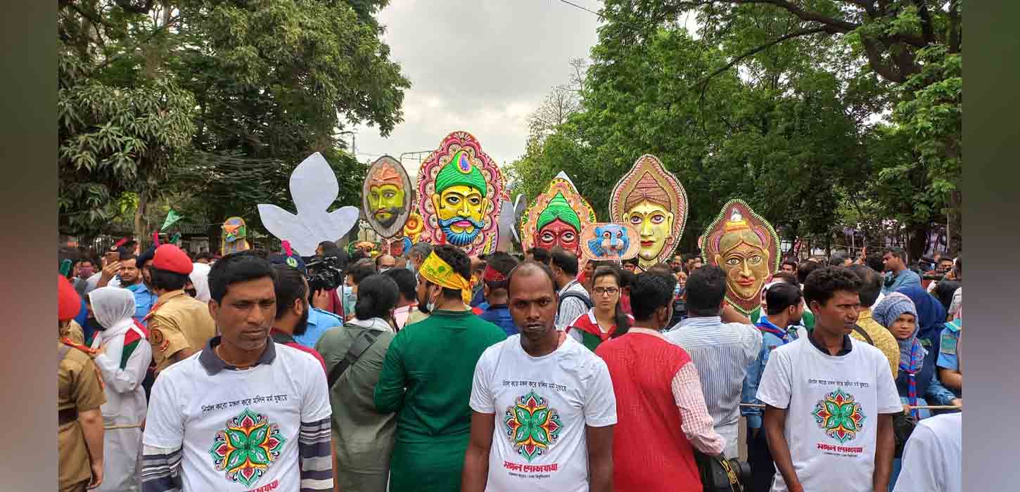 করোনা কাল কেটে চিরচেনা রূপে মঙ্গল শোভাযাত্রা